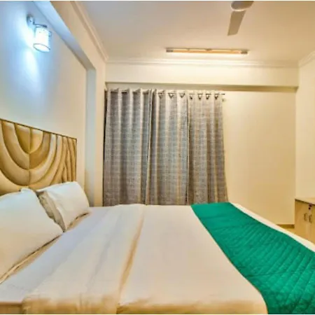 Telferk Acron Seawinds Apartment- Baga Calangute Exterior photo