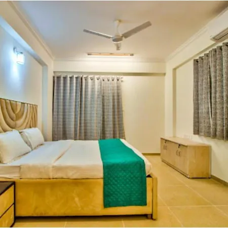 Telferk Acron Seawinds Apartment- Baga Calangute Exterior photo